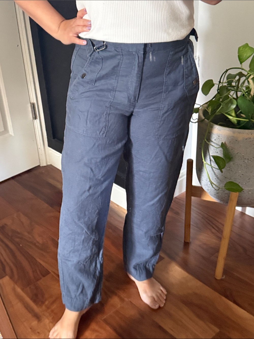 Athleta 100% linen Dusty Blue Pull on Pants. 0 run big